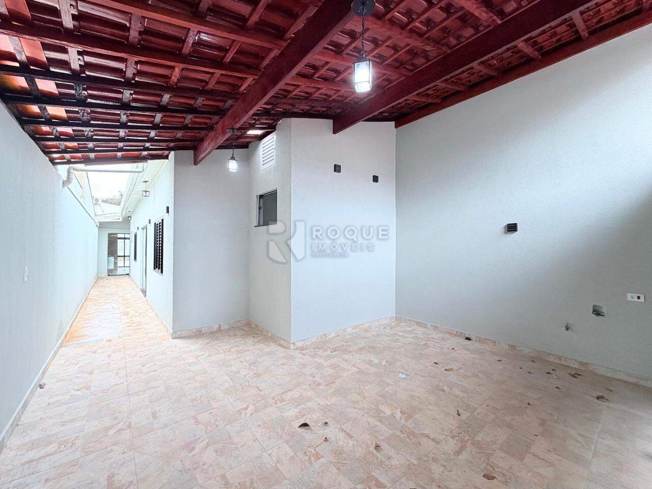 Casa Residencial para aluguel no bairro Jardim Nossa Senhora de Fátima: Garagem