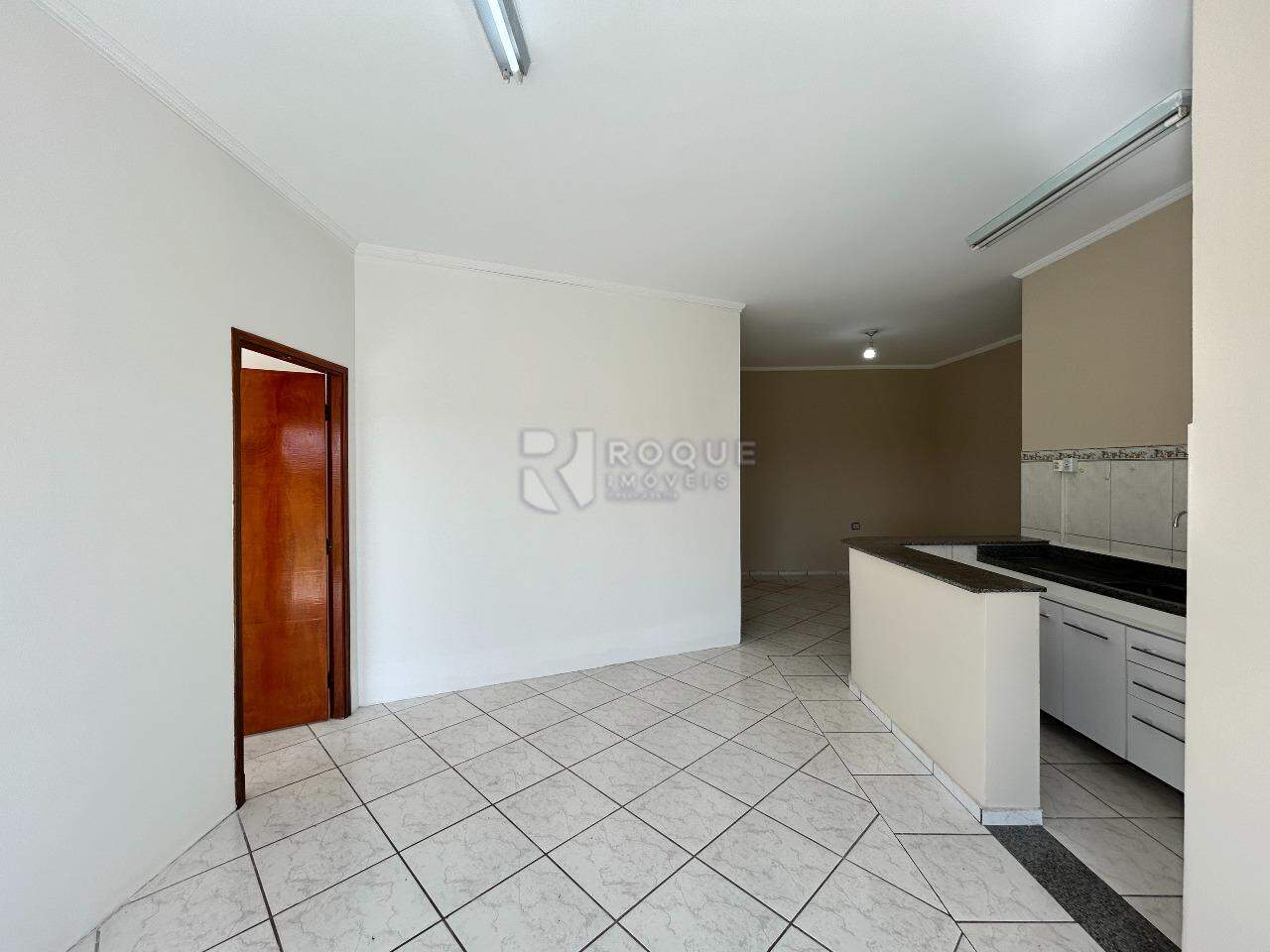 Barracão/Galpão para aluguel no bairro Jardim Porto Real: Sala superior