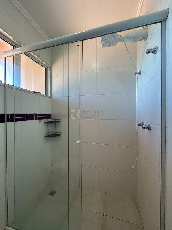 Casa em condomínio para aluguel no bairro Residencial Villa do Sol: WC social segundo andar 