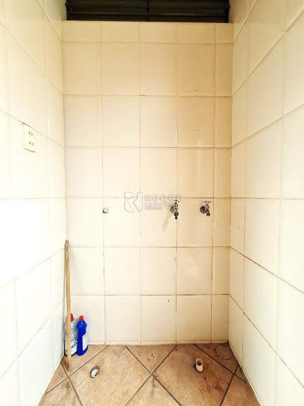Casa Residencial para aluguel no bairro Vila Paulista: Lavanderia 