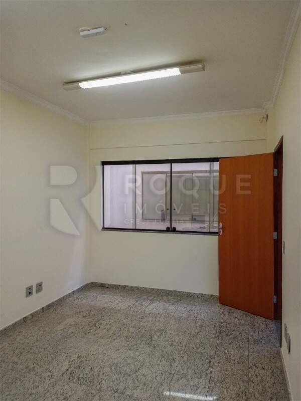 Casa Comercial para aluguel no bairro Centro: Sala 3 outra vista