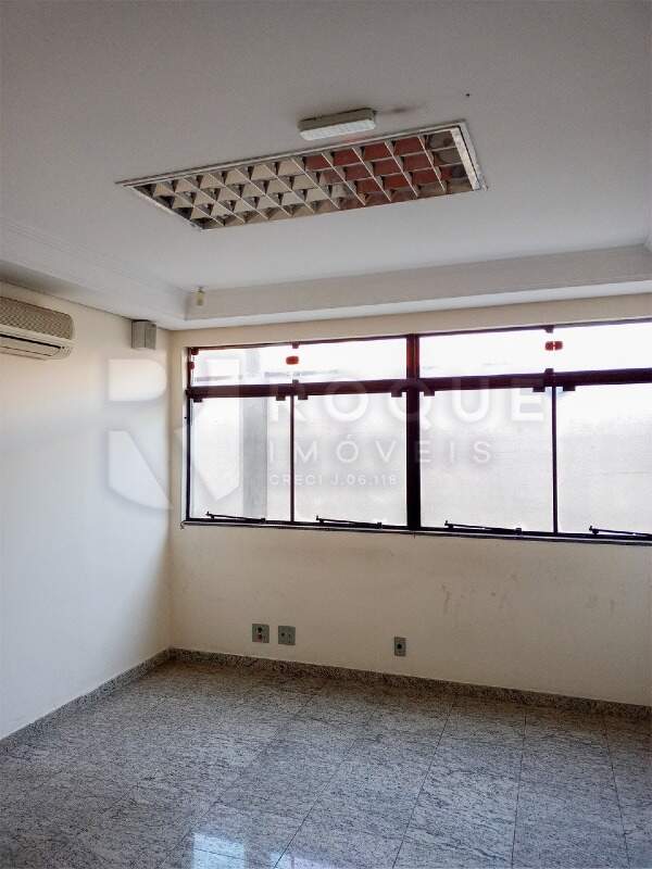 Casa Comercial para aluguel no bairro Centro: Sala 1