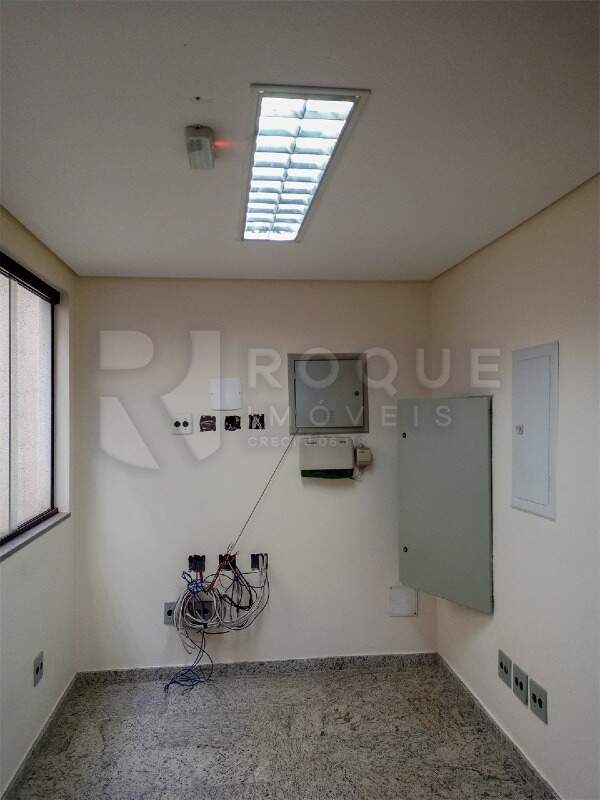 Casa Comercial para aluguel no bairro Centro: Sala 2