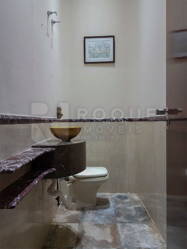 Casa Comercial para aluguel no bairro Vila Cristovam: Lavabo