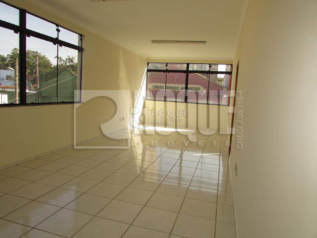 Salas/Conjuntos para aluguel no bairro Centro: Sala