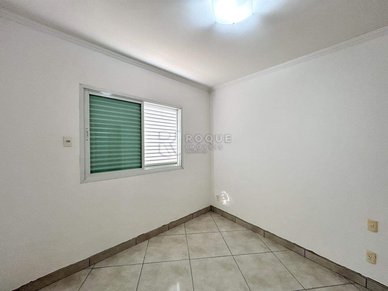 Apartamento para aluguel no bairro Centro: Dormitório 1 suíte 