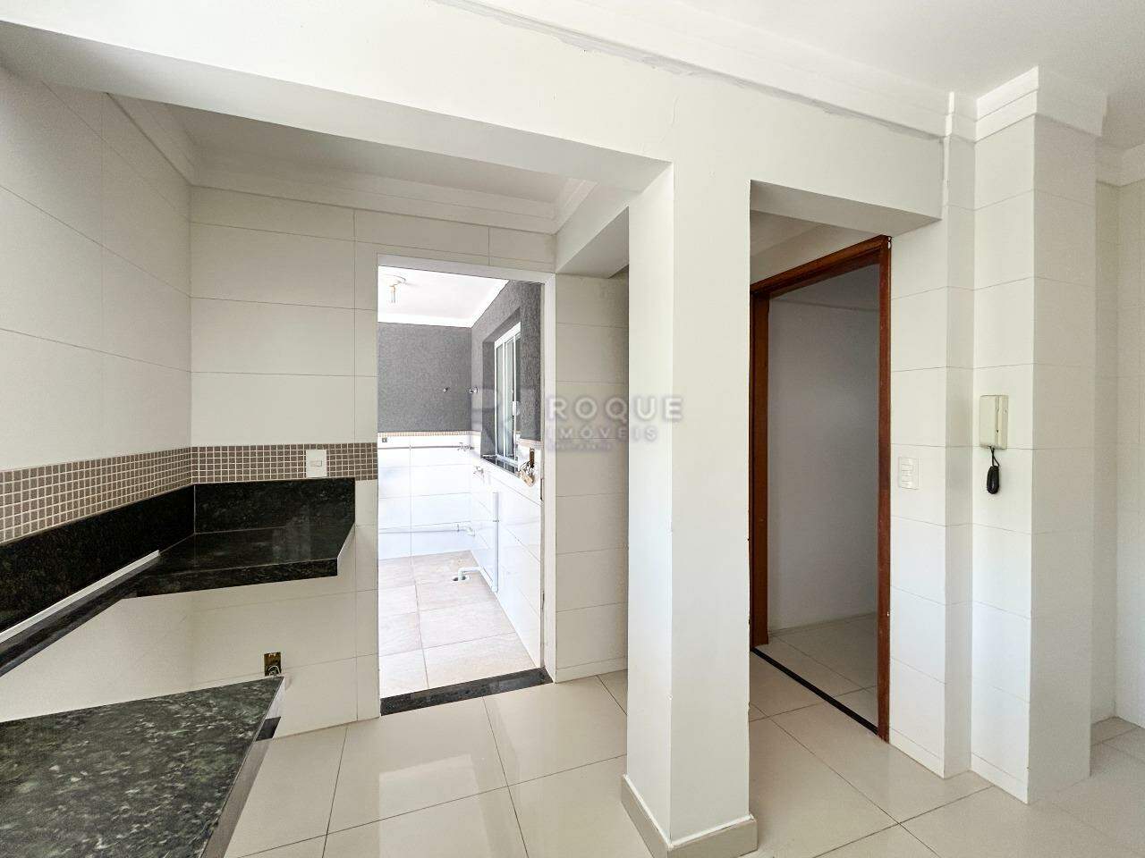 Casa Residencial para aluguel no bairro Vila São João: Cozinha