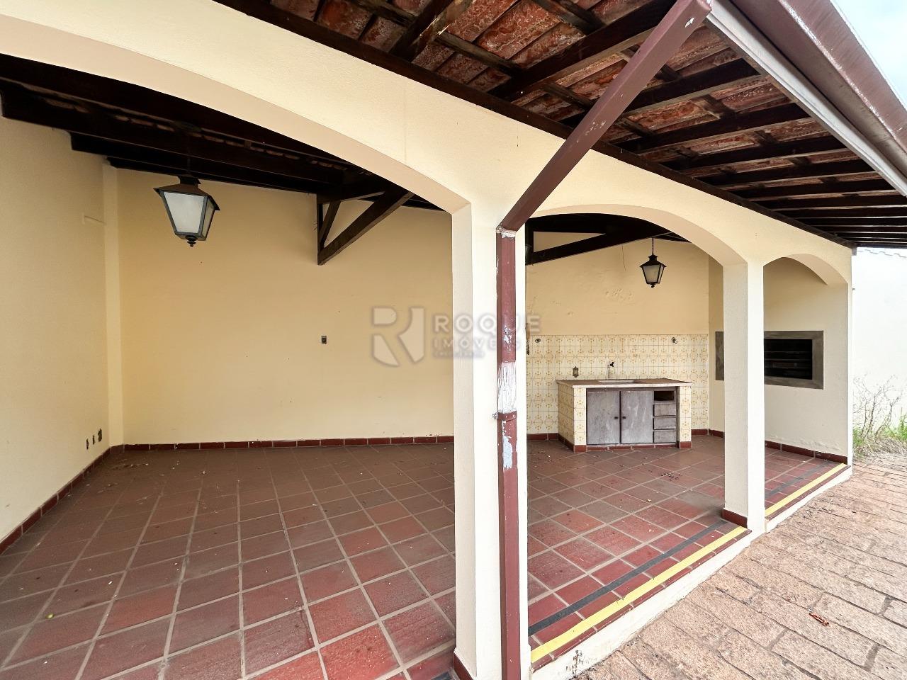 Casa Comercial para aluguel no bairro Centro: Rancho fundo 