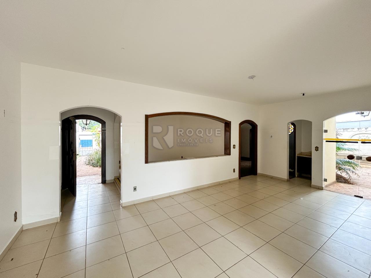 Casa Comercial para aluguel no bairro Centro: Sala 