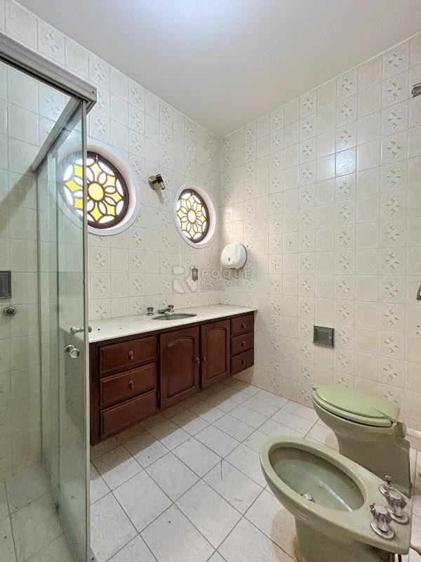 Casa Comercial para aluguel no bairro Centro: WC suíte 4