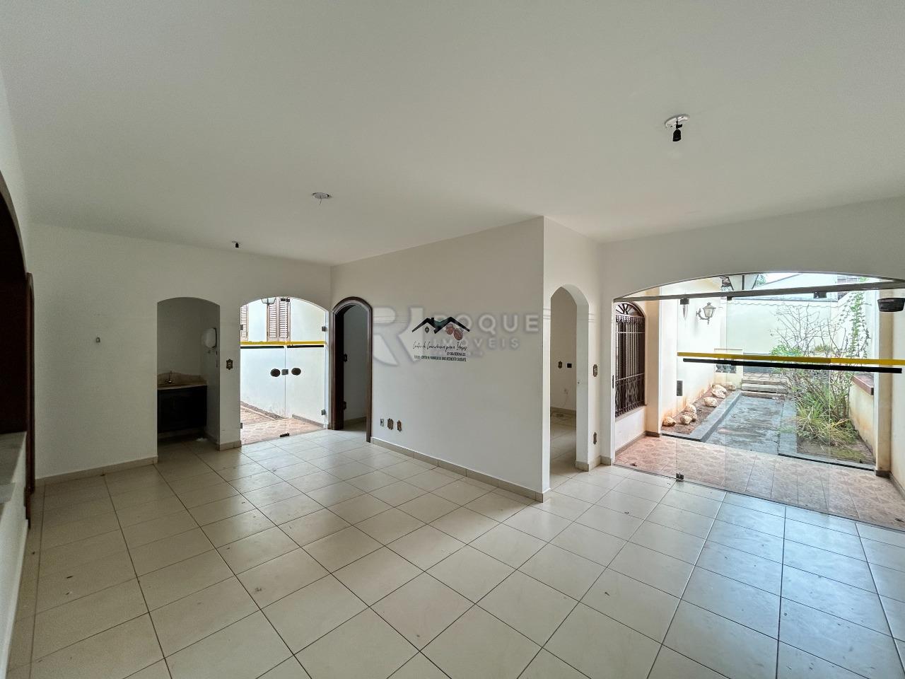 Casa Comercial para aluguel no bairro Centro: Sala 