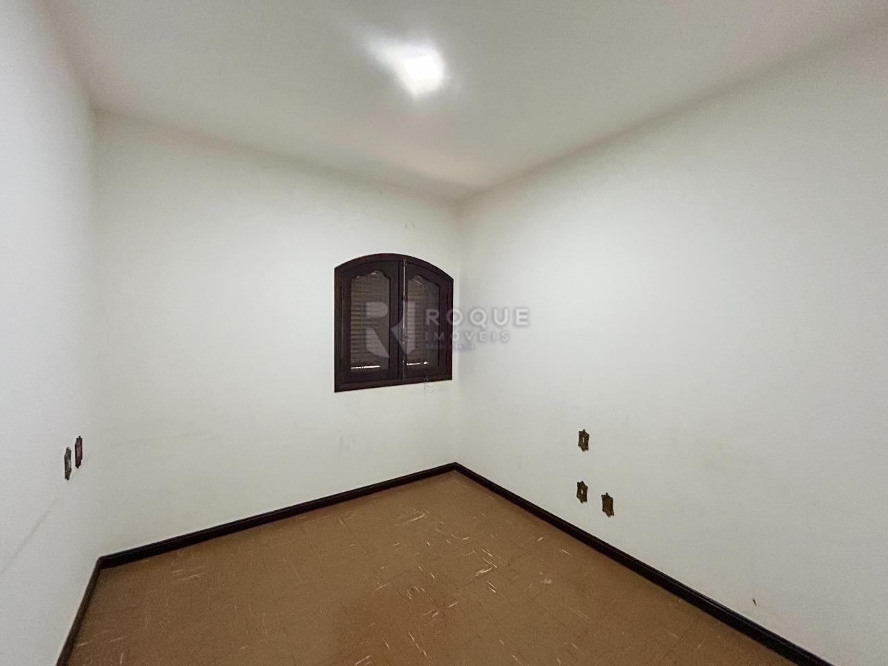 Casa Comercial para aluguel no bairro Centro: Dormitório 1