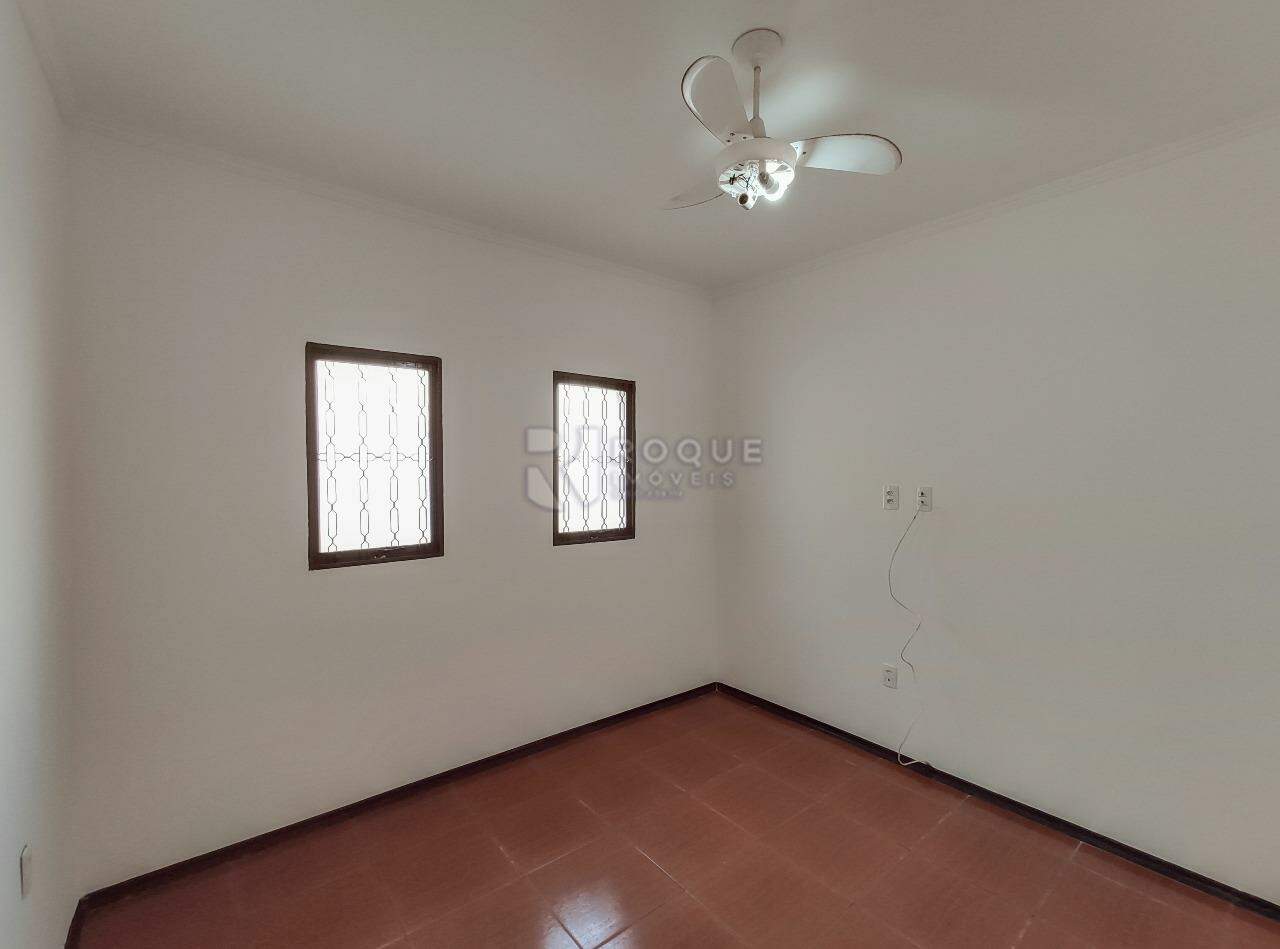 Casa Residencial para aluguel no bairro Vila Castelar: Sala