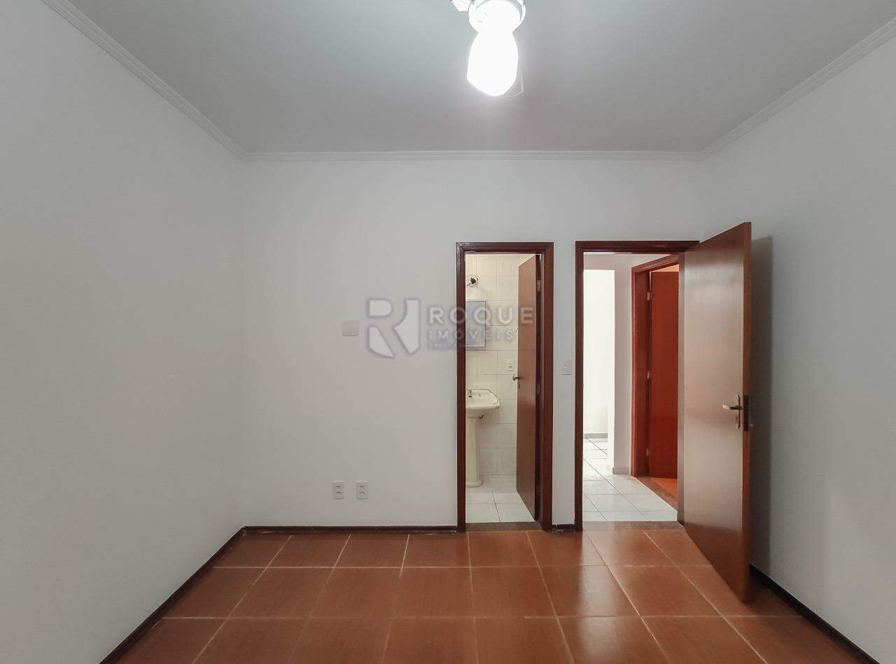 Casa Residencial para aluguel no bairro Vila Castelar: Dormitório 1 suíte
