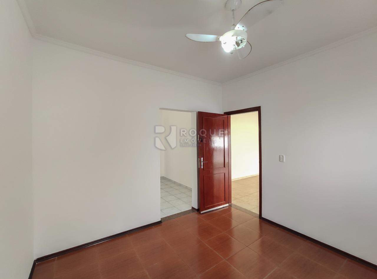 Casa Residencial para aluguel no bairro Vila Castelar: Sala 