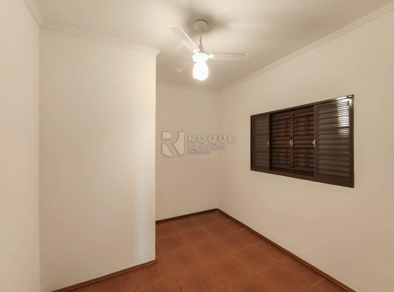 Casa Residencial para aluguel no bairro Vila Castelar: Dormitório 2