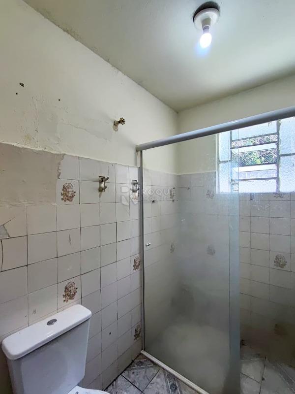 Casa Residencial para aluguel no bairro Vila da Glória: WC