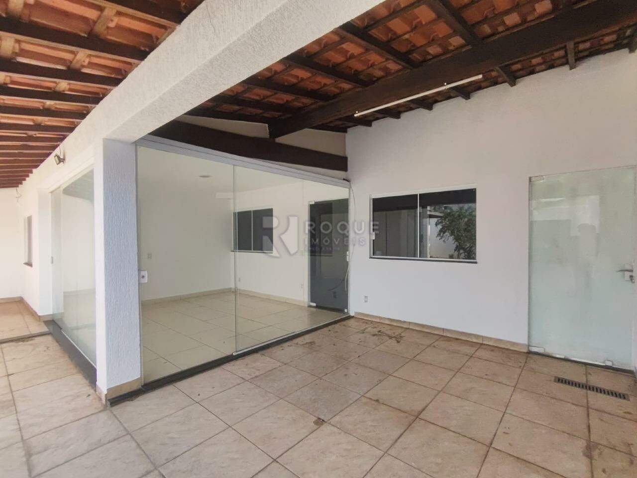 Casa Residencial para aluguel no bairro Jardim Santo André: Garagem
