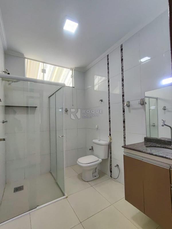 Casa Residencial para aluguel no bairro Jardim Santo André: WC social