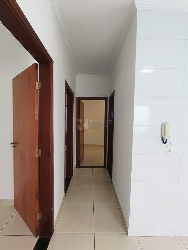 Casa Residencial para aluguel no bairro Jardim Santo André: Hall