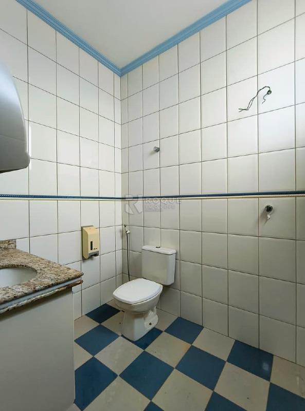 Salas/Conjuntos para aluguel no bairro Vila Claudia: Wc sala 06