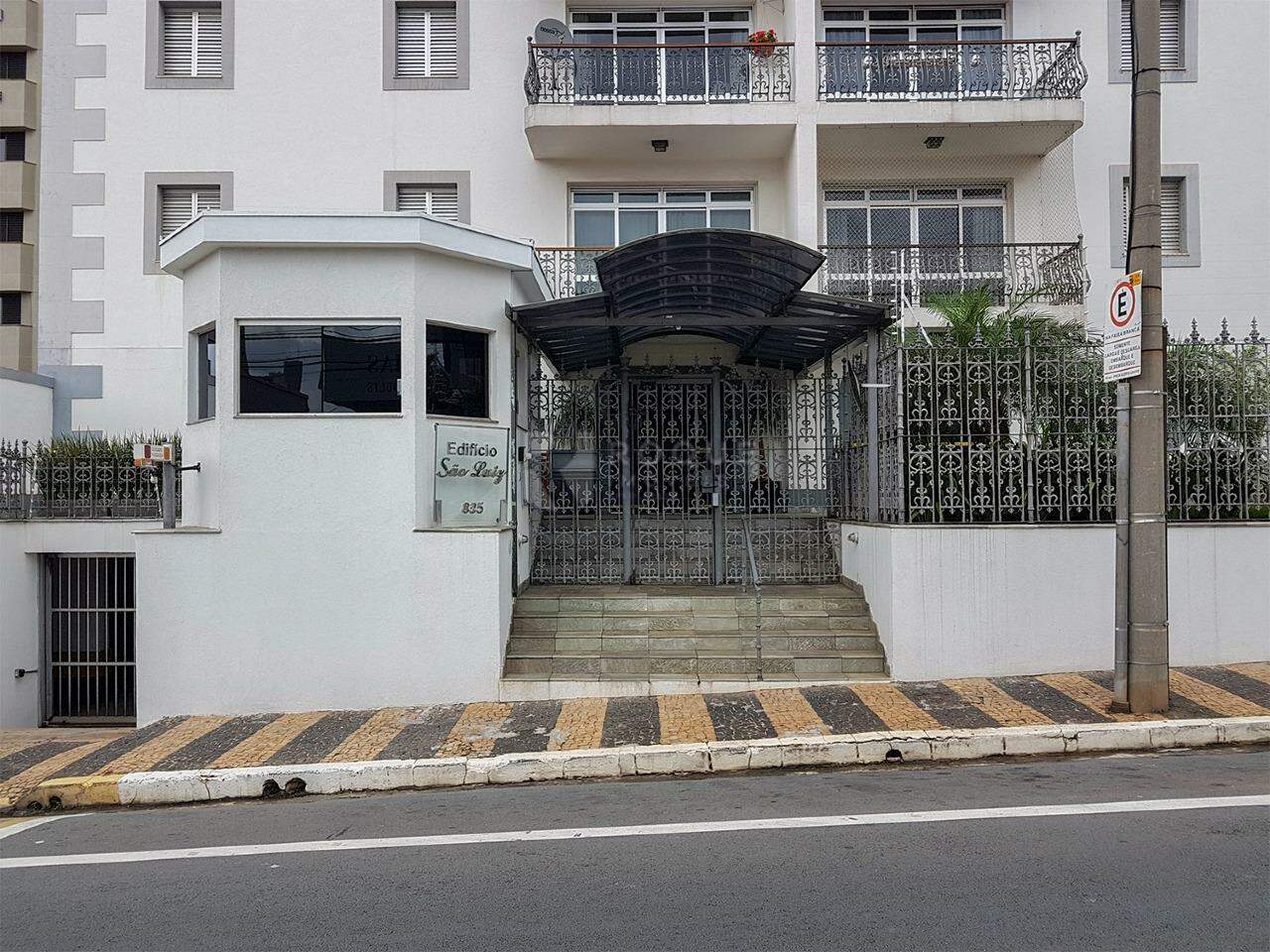 Apartamento para aluguel no bairro Centro: Fachada
