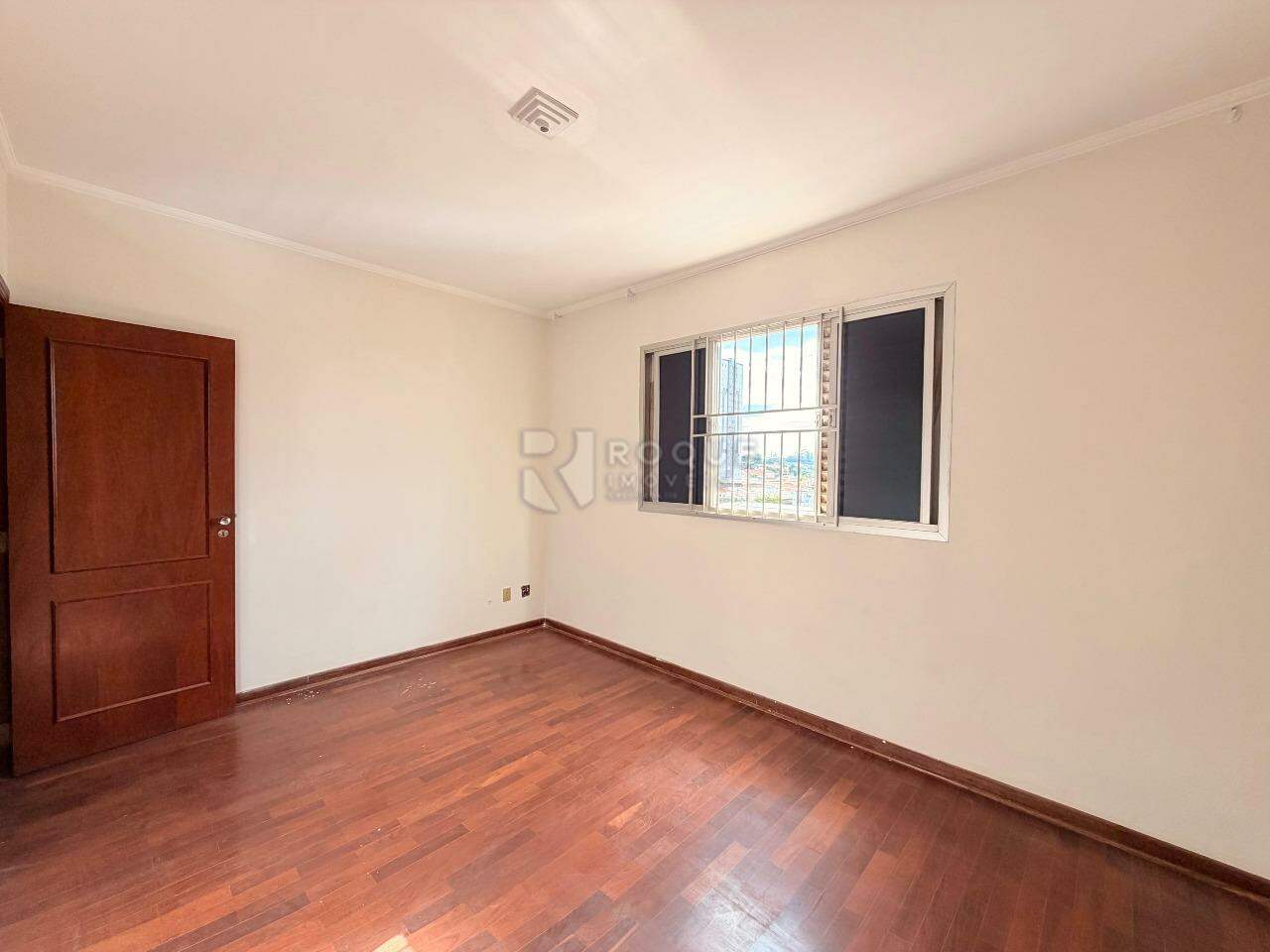 Apartamento para aluguel no bairro Centro: Dormitório 02
