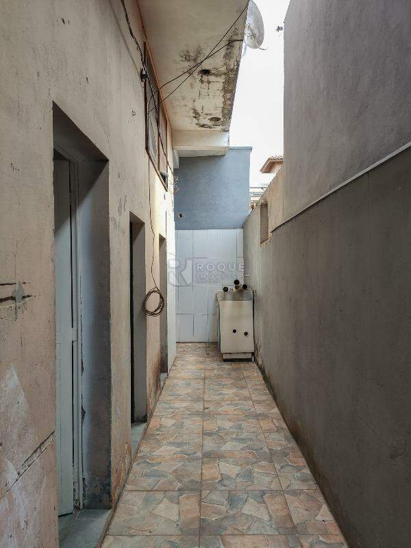 Barracão/Galpão para aluguel no bairro Jardim Residencial Santa Amália: Área de serviço 