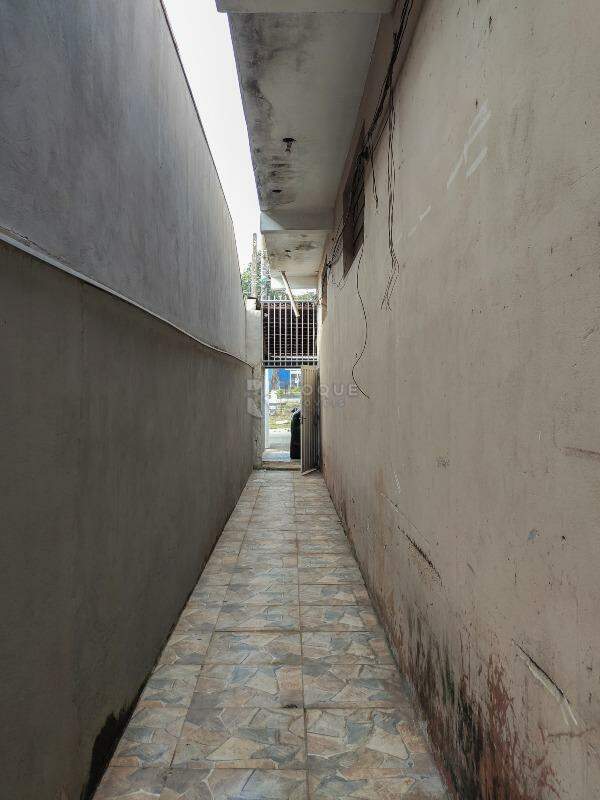 Barracão/Galpão para aluguel no bairro Jardim Residencial Santa Amália: Corredor 