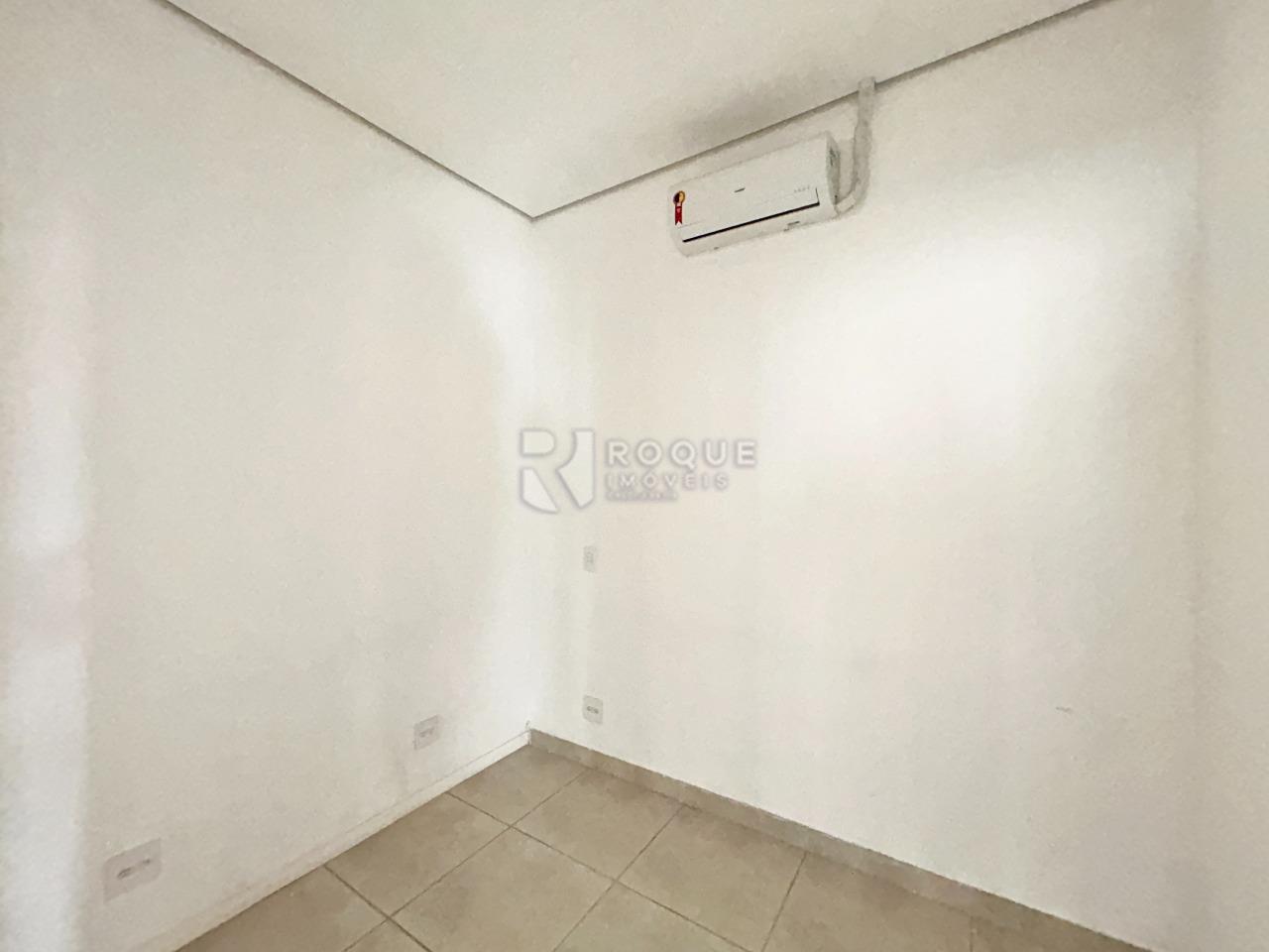 Casa Comercial para aluguel no bairro Centro: Sala 4