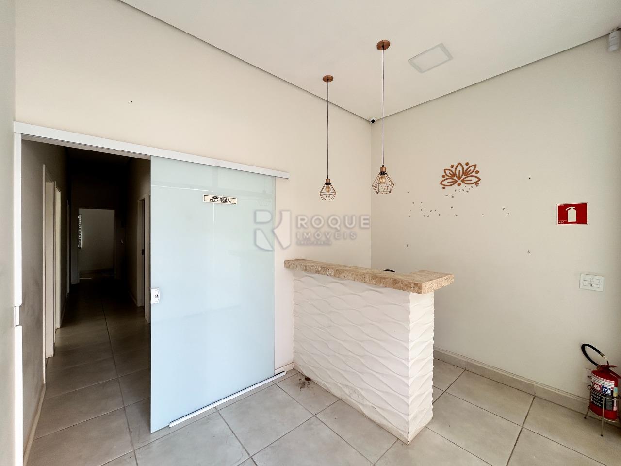 Casa Comercial para aluguel no bairro Centro: Recepção