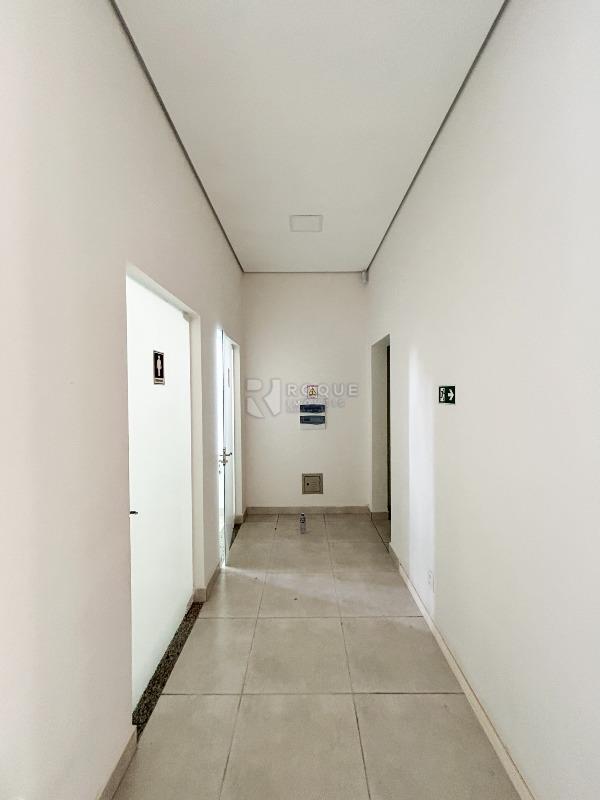 Casa Comercial para aluguel no bairro Centro: Hall 