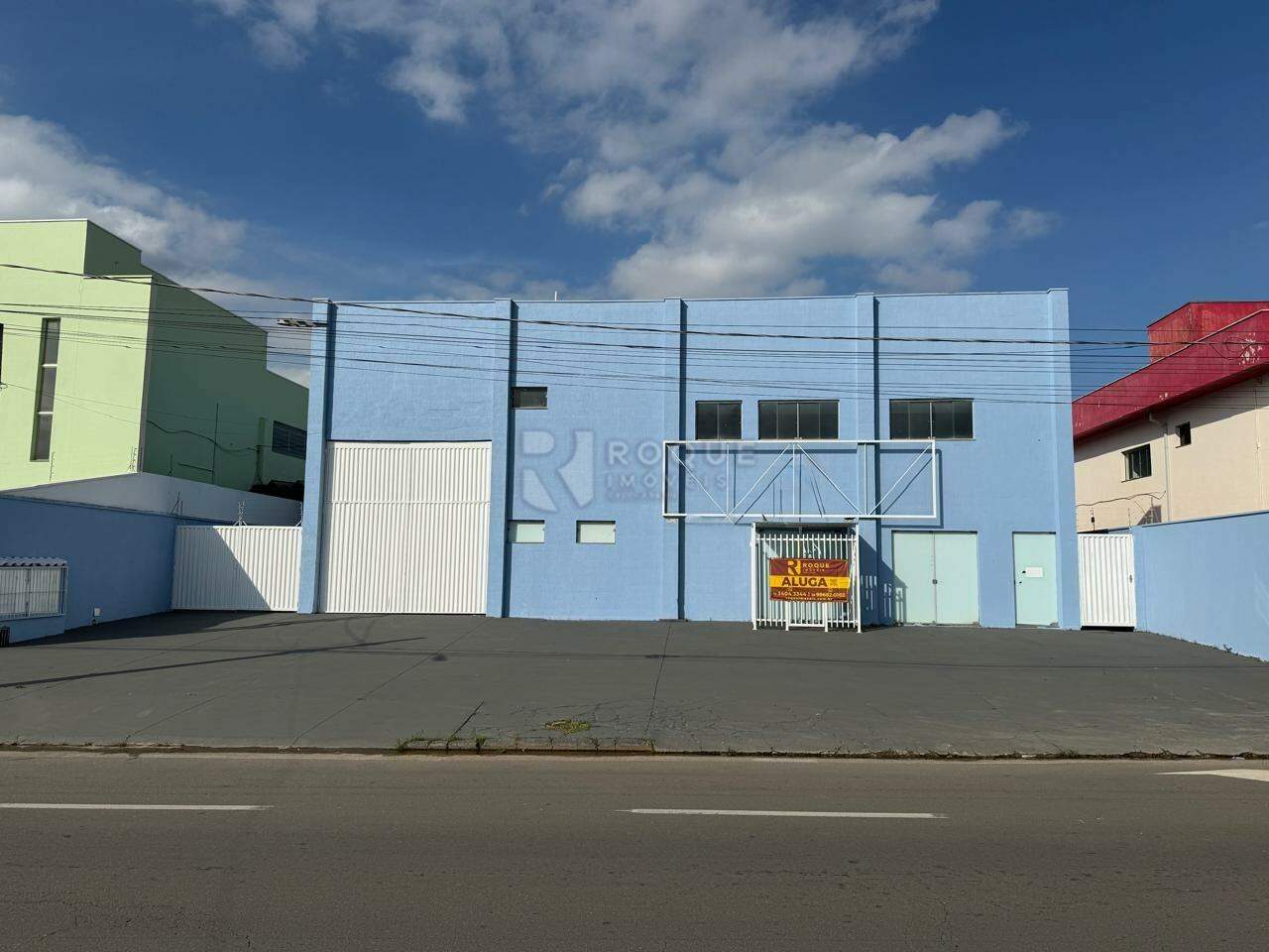 Barracão/Galpão para aluguel no bairro Jardim Porto Real II: Fachada