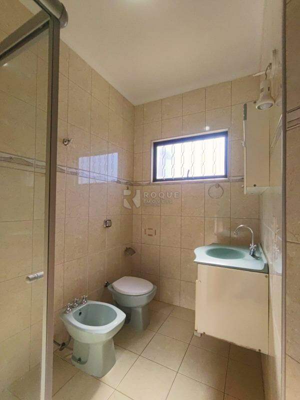 Casa Comercial para aluguel no bairro Centro: WC 2