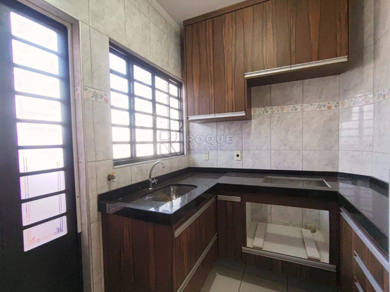 Casa Comercial para aluguel no bairro Centro: Cozinha