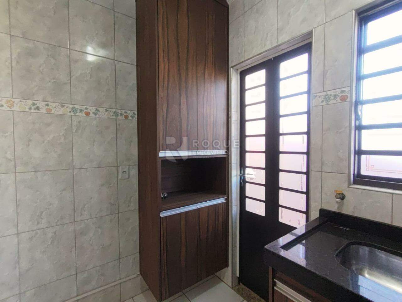 Casa Comercial para aluguel no bairro Centro: Cozinha