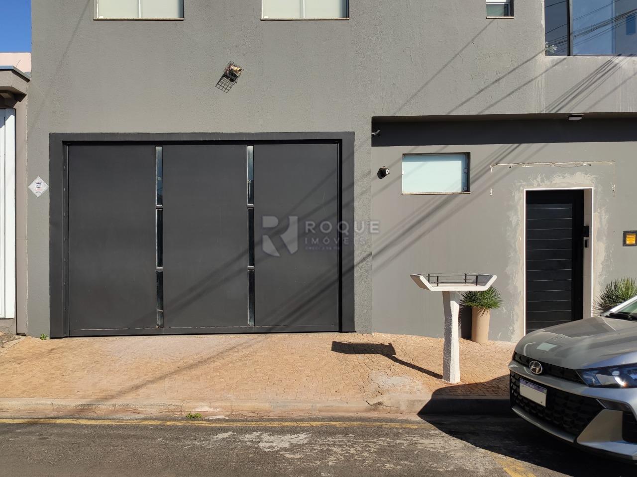 Salão para aluguel no bairro Vila Santa Rosália: Fachada lateral 