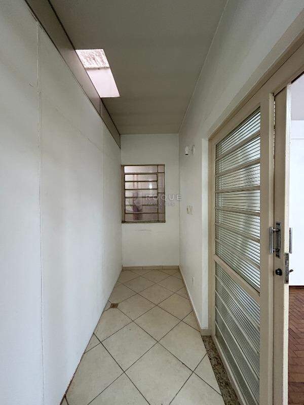 Salas/Conjuntos para aluguel no bairro Centro: Hall 