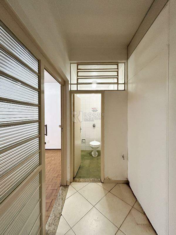 Salas/Conjuntos para aluguel no bairro Centro: Hall 
