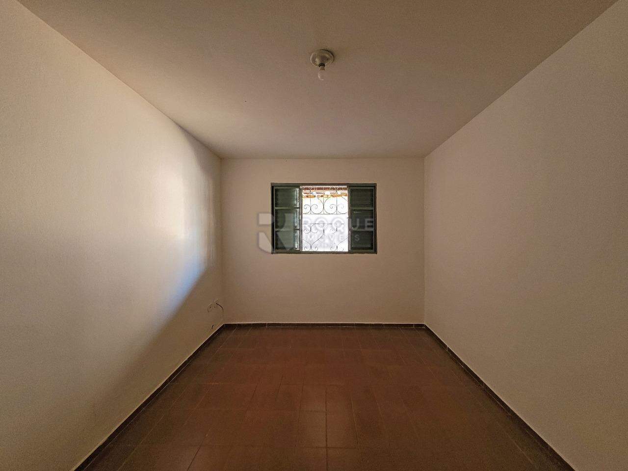 Casa Residencial para aluguel no bairro Parque Nossa Senhora das Dores: Dormitório 03