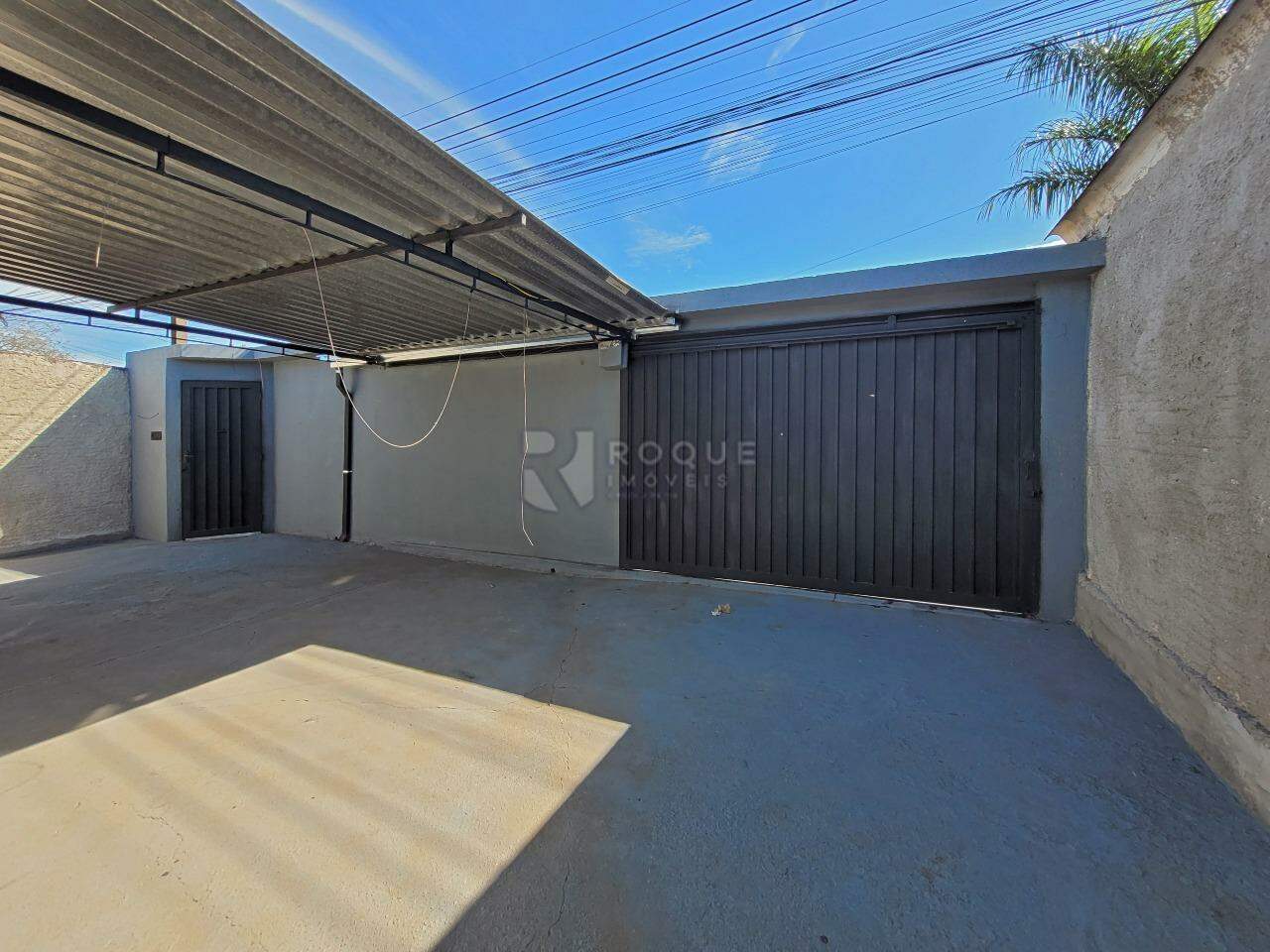 Casa Residencial para aluguel no bairro Parque Nossa Senhora das Dores: Garagem