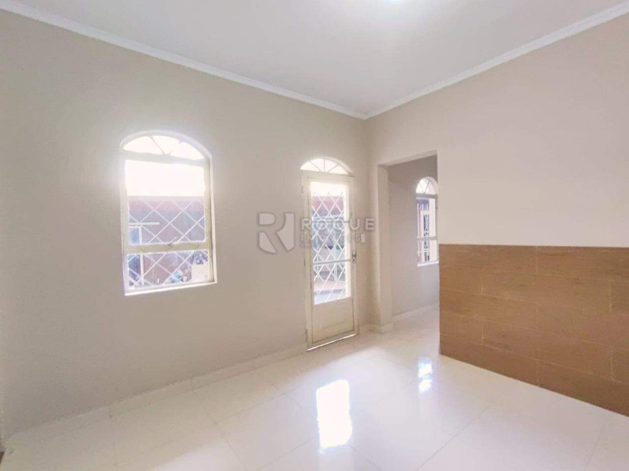 Casa Residencial para aluguel no bairro Jardim Nova Europa: Sala de estar 