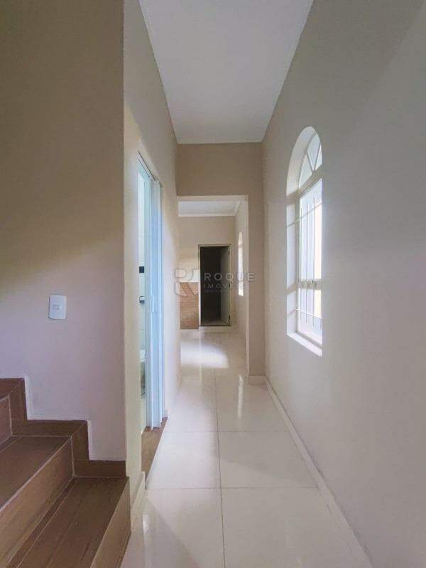 Casa Residencial para aluguel no bairro Jardim Nova Europa: Hall