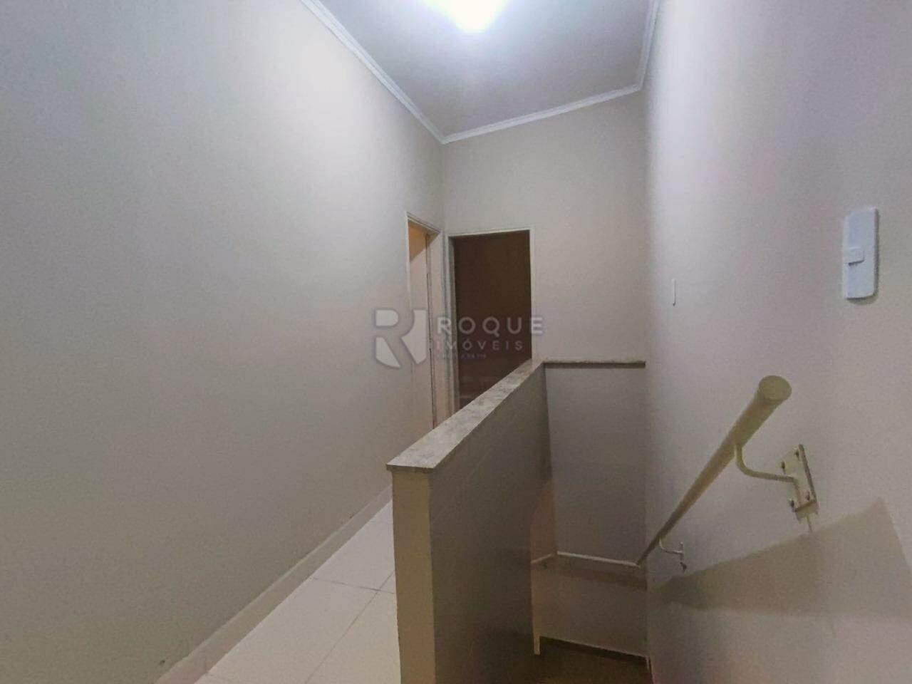 Casa Residencial para aluguel no bairro Jardim Nova Europa: Hall superior