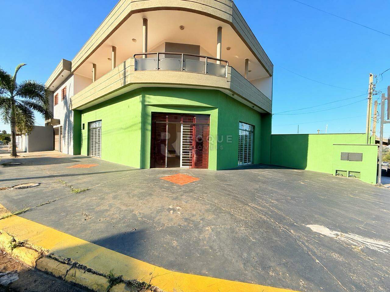 Salão para aluguel no bairro Jardim Nova Europa: Fachada