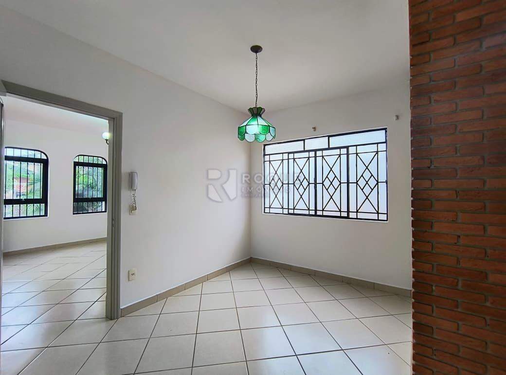 Casa Residencial para aluguel no bairro Vila Mathias: Sala de jantar