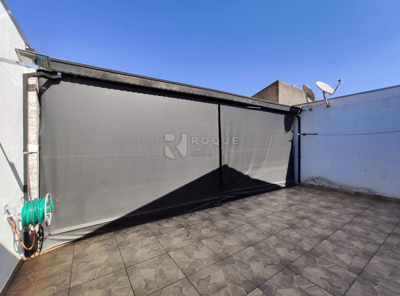 Casa Residencial para aluguel no bairro Jardim Santa Adélia: Fundo