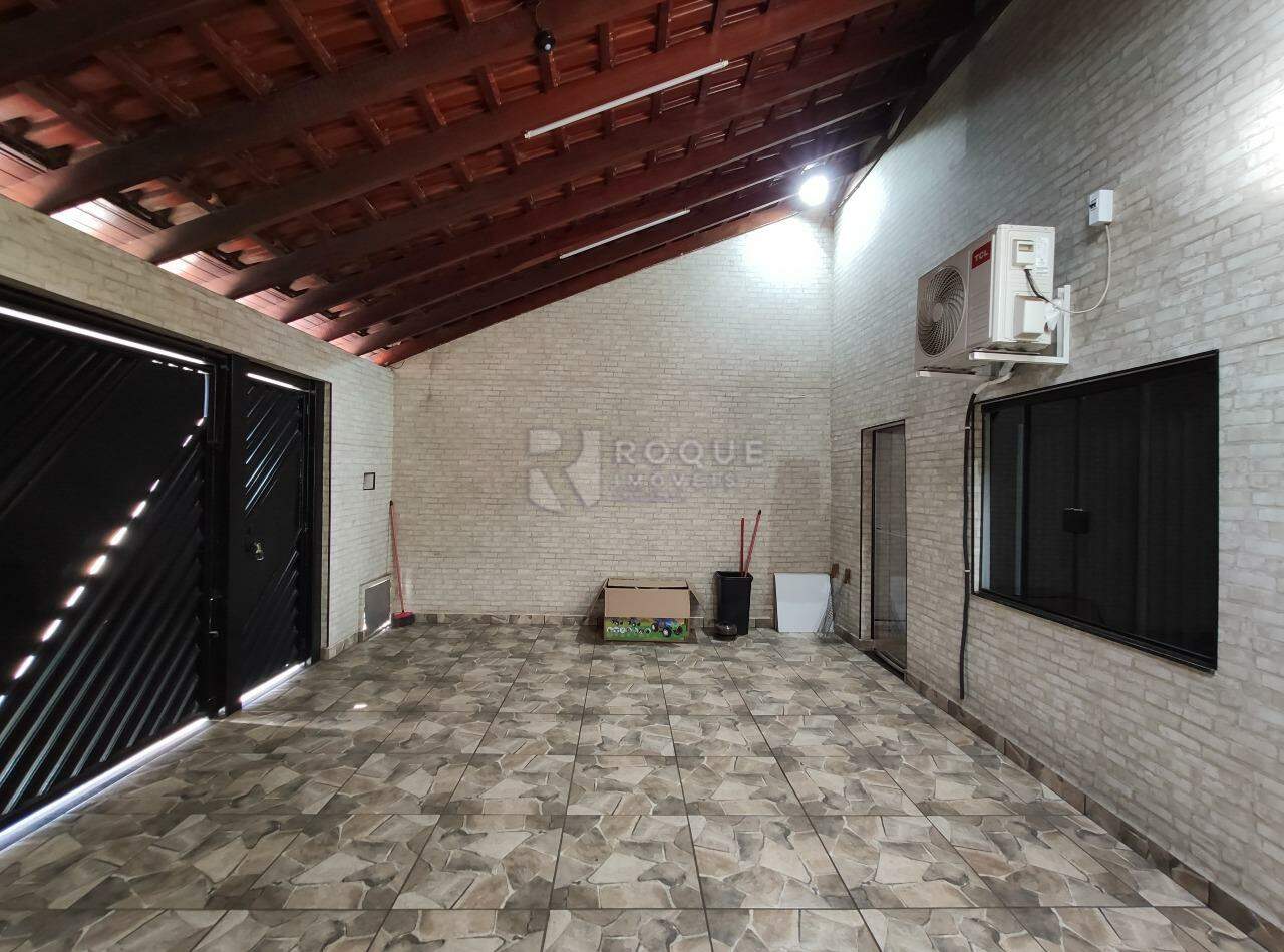 Casa Residencial para aluguel no bairro Jardim Santa Adélia: Garagem 