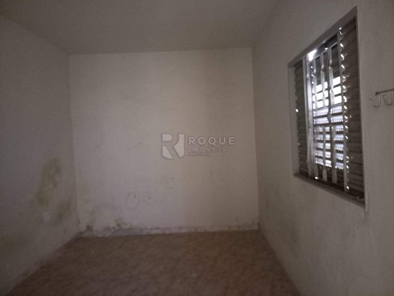 Casa com salão para aluguel no bairro Centro: