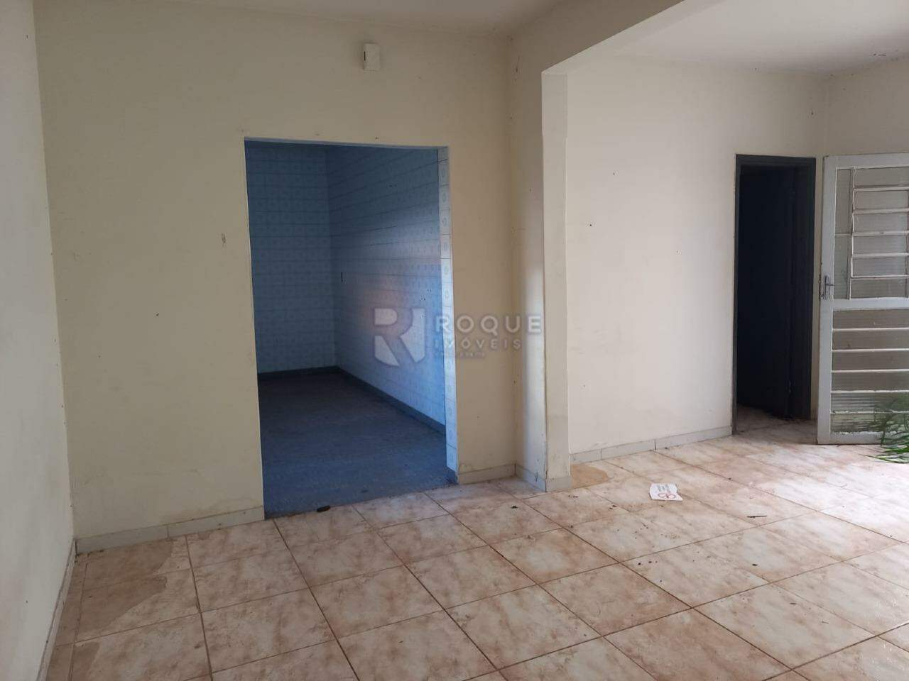 Casa com salão para aluguel no bairro Centro: